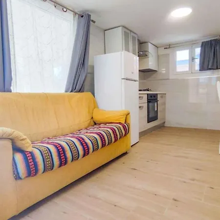 Apartament In 45643