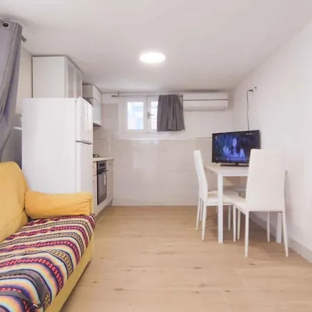 Apartament In 45643